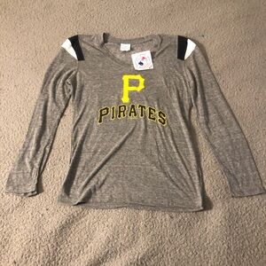 🔥🔥MLB Pirates Shirt Gray Long Sleeve Shirt